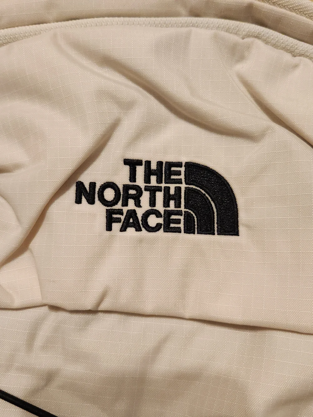 The North Face Women's Borealis Commuter Laptop 27L Backpack  Gardenia White NEW
